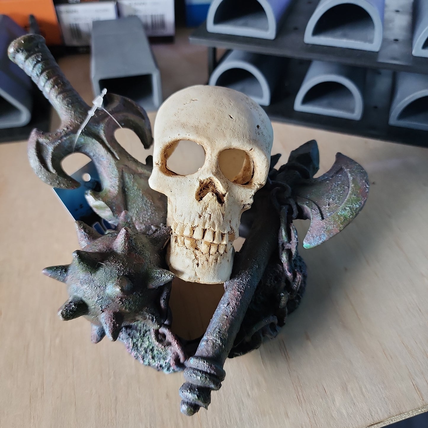 Skull and dagger